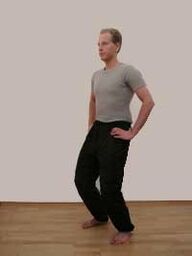 تمرين الإمساك بحجر لزيادة القوة